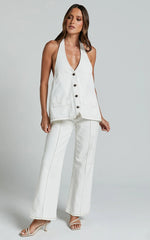 Lioness - Hills Halter in PORCELAIN