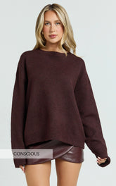 Amanda Jumper - Crew Neck Long Sleeve Knit Sweater in Burgundy