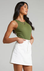 Levi's Curve - High Rise Decon Denim Skirt in Luxor Heat